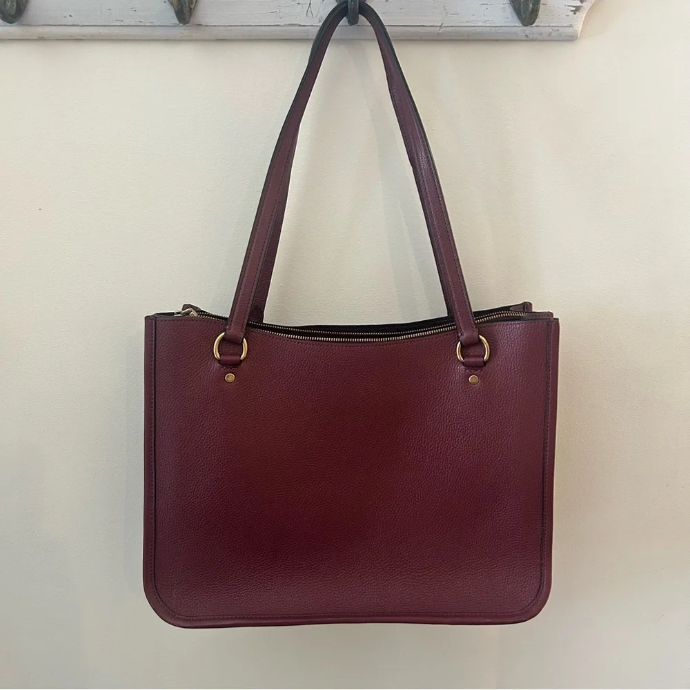 Coach Tyler Carryall Bordeaux color - Picture 5 of 16